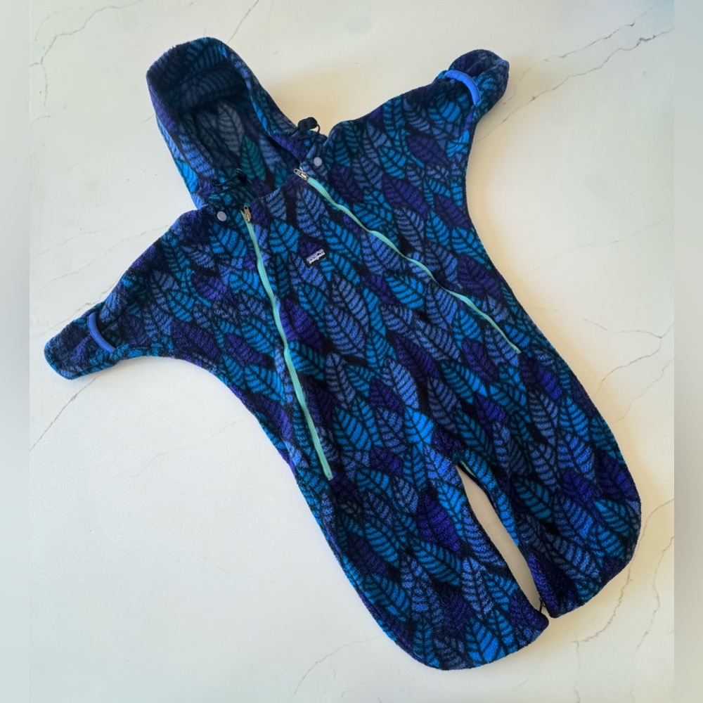 VTG Patagonia Fleece Bunting One Piece Blue leaf 90s AOP 6m